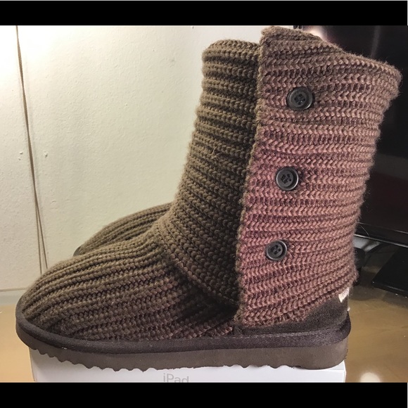 Ugg Shoes | Ugg Brown Classic Cardy Boots SN 5819 Size 7. | Color: Brown | Size: 7 | Mirlaine678's Closet